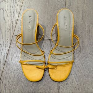 NWOT Reformation Rachel Strappy Sandal in Ochre